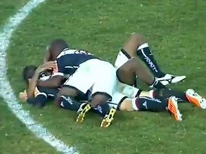 268K views · 2.7K reactions | É DE ARREPIAR! Relembre como foram os minutos finais do Vasco x Coritiba, pela final da Copa do Brasil 2011. Obs: Nesse dia qualquer Vascaíno estava com o coração na mão. É DE ARREPIAR! Relembre como foram os minutos finais do Vasco x Coritiba, pela final da Copa do Brasil 2011. Obs: Nesse dia qualquer Vascaíno estava com o coração na mão. Ver menos | Thiết bị vệ sinh Shimizu Nhật Bản | Facebook