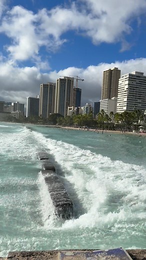 Happy aloha Sunday 🌺🌴🌊🏖️🏝️☀️ #islandlife #aloha #oahu #hawaii #fblifestyle #highlightseveryonefollowers | Letboyong MonCab