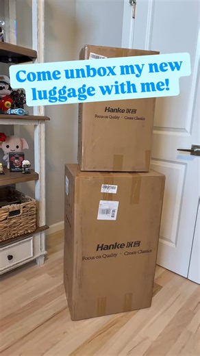 🧳 I am in ❤️ with my new luggage! So much better than butterfly open luggage and it’s hard shell! This works well when I have to transition between resorts and/or cruise and makes it where I don’t have to unpack! Its like having my own drawer that I can tuck under the bed or in a corner of the room. Can’t wait to take it on my next Disney Cruise with me! 🚢 #jenniferselfmmt #marvelousmousetravels #luggage #easytravelhack | Jennifer Self- Marvelous Mouse Travels