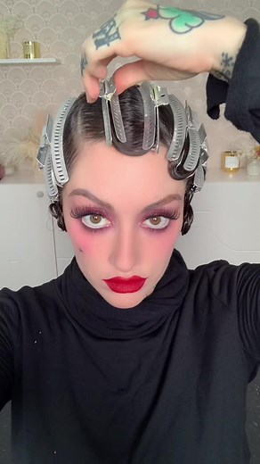 Vintage Finger Wave Clips Tutorial for Stunning Hairstyles