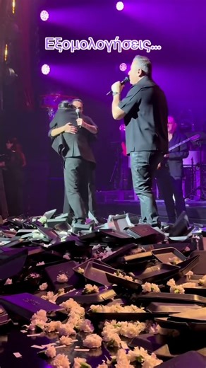 Ο Μιχάλης Ιατρόπουλος χορεύει ζεϊμπέκικο στον Αντώνη Ρέμο 🎤❤️