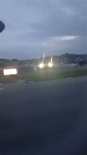 ATR-72 Landing In Wellington