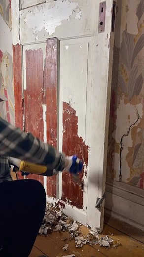 Peeling Paint with Heat Gun: Easy Removal Technique Revealed