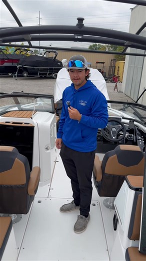 🚤 2026 Yamaha 252SD — Premium performance meets luxury comfort! This beautiful 25-foot jet boat is loaded with features and designed for both family fun and serious water adventures. Powered by Yamaha’s twin 1.8L High Output engines, it delivers incredible performance, smooth handling, and the reliability Yamaha is known for. Inside, you’ll find plush seating for 12, a high-end helm with Yamaha’s Connext touchscreen system, plenty of storage, a premium sound system, and a spacious swim platform