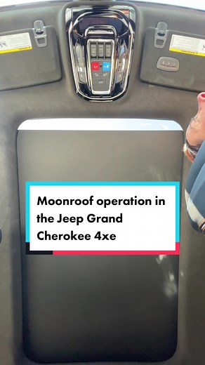 Replying to @g_daddy2 checking out the moonroof operation in the @jeep #GrandCherokee #4xe … #cardujour #jeepgrandcherokee #grandcherokee4xe #heelsandwheels2022 #heelsandwheelsevent