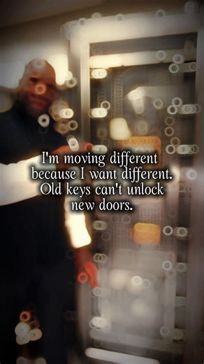 I’m a commercial banker by profession and the founder of Carter Family Advisory. For the last 30 years, I’ve helped business owners understand how banks actually think, how capital really works, and how to position themselves to get funded—by design, not by chance. What I specialize in is helping brand-new LLCs and growing businesses access serious capital the right way—without guessing, without burning credit, and without making mistakes that set them back years.