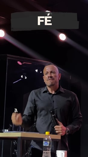 Pr. Josiel Pires on Instagram: "Salomão se envaideceu, achando que a sabedoria vinha dele e não do Senhor. Passou a trilhar seus próprios caminhos e desejos. Não foi a falta de sabedoria que derrubou Salomão, foi a negligência da visão espiritual. Com o tempo: • Seu coração se dividiu • Sua visão se corrompeu • Sua sabedoria deixou de ser submissão e virou orgulho Provérbios 4:23 “Sobre tudo o que se deve guardar, guarda o teu coração…” #evangelho #jesus #adoração #gratidão #milagre"