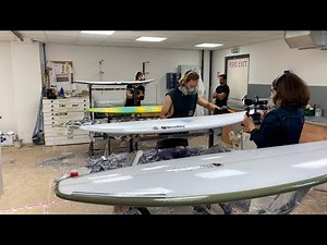 Conception et fabrication des planches de surf à Hossegor (Landes),