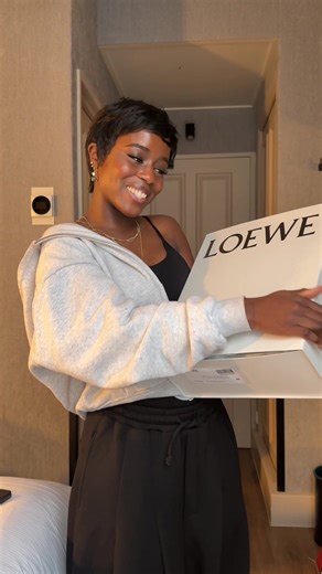 Loewe Bottines Toy Panta Unboxing Experience