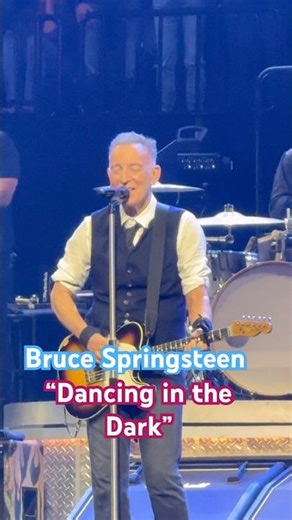 Bruce Springsteen “Dancing in the Dark” live April 03, 2026 Moda Center Portland, Oregon