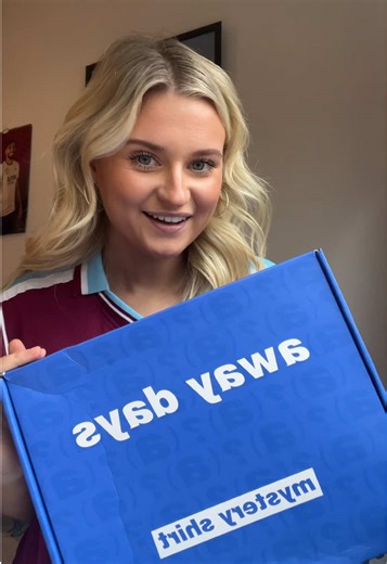 Discover Classic Football Shirts Mystery Collection