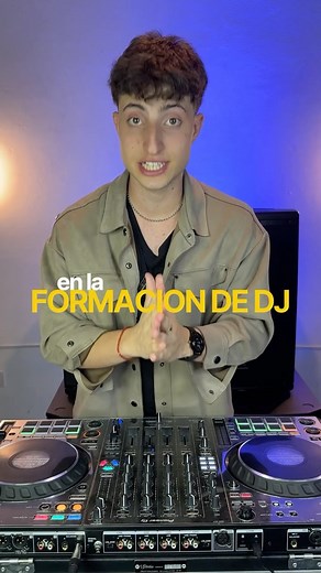 20K views · 1.7K reactions | 3 PASOS PARA HACER LA MEZCLA‼️ Muchos creen que mezclar 2 canciones es difícil y es mucho más sencillo de lo que que parece. TODO te lo enseño en el CLUB DE DJs que tenemos en la página web, te espero dentro  #dj #djcuenca #mezcla #transicion #formacion #curso #bpm #reggaeton | Agus Cuenca | Facebook