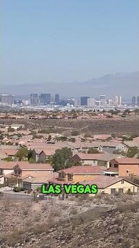 Views of the Las Vegas Strip or this beautiful 1of1 masterpiece?! 😍