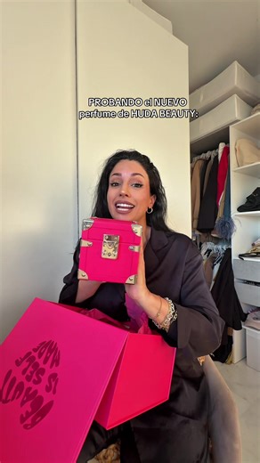 Probando Nuevo Perfume Huda Beauty Edición Easy Bake