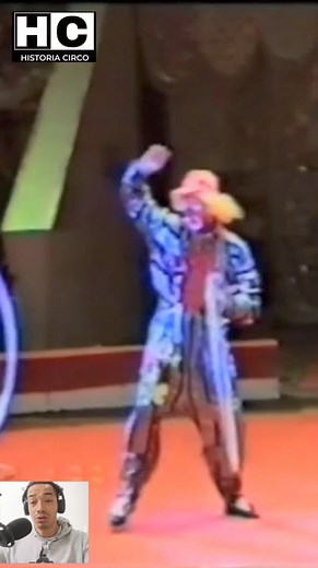 Payaso Hula hoop ♥️🤡🍑 #circo #circus #hulahoop #hula #clown #payasos #juggling #malabares #parati #humor #historia | Historia Circo