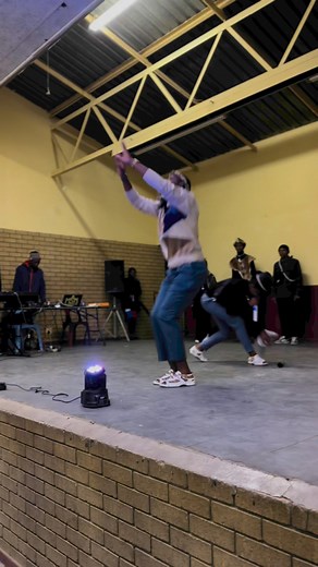 The only Zulu man who dances for ama piano 🇿🇦🇿🇦 | Mr double d2