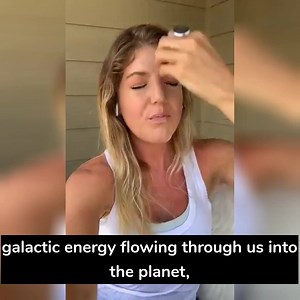 The Mindset is NOT what needs to be adjusted... It's this instead! Watch this to find out more. P.S. Get Access to my top 25 journal prompts to go from stuck and spinning to totally clear and aligned so that you can write your biggest dreams into reality here NOW >> tolivingfree.com/journal | Jessica Caver Lindholm