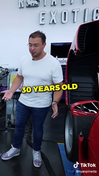 1991 Ferrari F40: The First Car To Hit 200 MPH