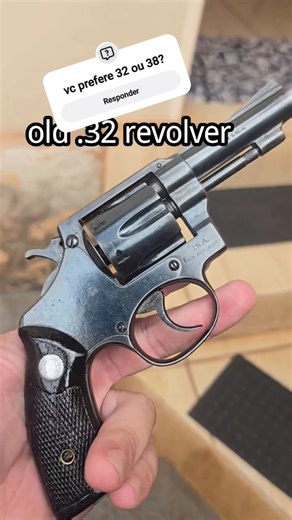 revolver 32 antigo
