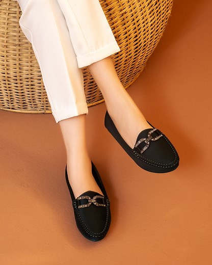 Blessed Friday Sale Alert 🤩 Online Exclusive , Enjoy 20% & 50% off Winter fashion feels sweeter with a pair that fits just right. These shoes add that dreamy touch your outfits were missing #NewLaunch #WinterCollection #MCS #Shoes #SlayTheWay #ShoeGoals #New #MCS #MetroCollectionShoes #ShopTheLook | Metro Collections