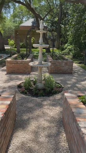 64K views · 51 reactions | Old Chicago brick garden beds complete this courtyard space. Pathways lead to bench seating and garden gate - to a beehive! #pathway #brickgarden #brickraisedbeds #beehive #gardengate #cedarbayou #brick #riveroaks #houston #houstongarden | Garden Girls TX | Facebook