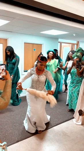 180 reactions | Congratulations beautiful bride @dorisajagwe Video @bigjohnydatalkative | Alaga_toh_porsche | Facebook