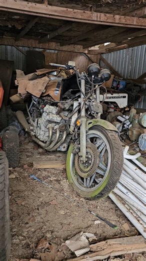 We recently picked up a 1981 Honda CBX that has sat outside since the 90s. After getting it drug from where it sat we trailered it back to the shop to see what we were working with. Needless to say we have a long road ahead of us but I do hope to get this on back on the road! May the moto gods be with us. #praisekeanu #hondacbx #barnfindmotorcycle | Brick House Builds