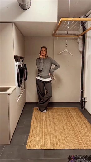 Tiny laundry room problems? This space-saving laundry setup is the fix you didn’t know you needed. #SmallLaundryRoom #LaundryRoomIdeas #LaundryRoomDesign #SpaceSavingIdeas | Aluminium Glass Design