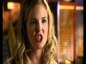 Smallville - 10x05 - Isis - Lois vs Cat in the Daily Planet