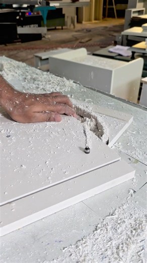 Anil Kumar on Instagram: "Router se machine round cutting #trending #viralvideos #viralreels #viral"