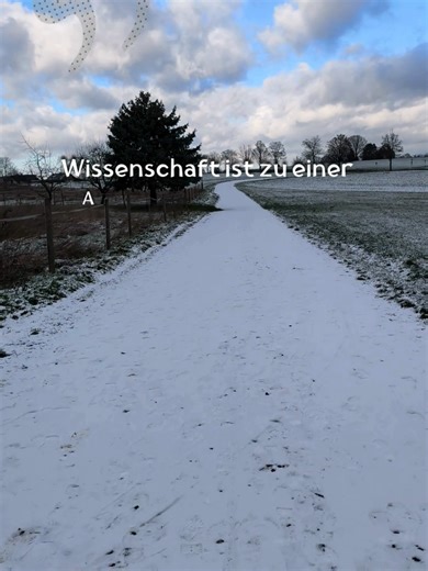 Wissenschaft ist zu einer Art säkularer Religion geworden mit Ex-cathedra-Erklärungen, die den Verlautbarungen kirchlicher Würdenträger in nichts nachstehen. Jochen Kirchhoff Philosoph 1944-2025 Music overlay - soundcrafted with Suno AI: https://www.youtube.com/@DanceLodge/ #zitate #täglichezitate #motivation #selbstbewusstsein #philosophie #sprüche #innerestärke #selbsterkenntnis #wissenschaft #glaube