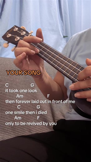 Emotional Ukulele Cover of 'Your Song'