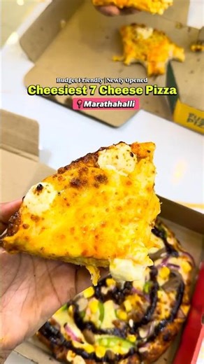 Must try 7 cheese Pizza in Bangalore 🍕 #bangalore
