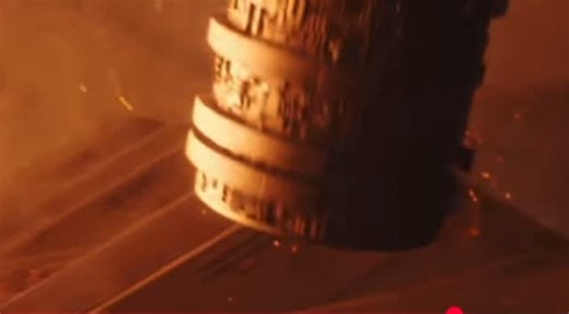 Damn! That’s how you invade an enemy ship! 🫡🖖🏻 #startrek #startrekdiscovery #ussdiscovery | Star Trek ∆ Universe