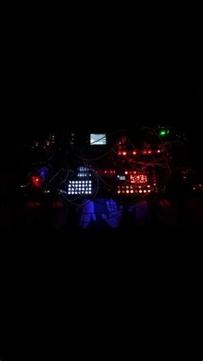 Live Electronic Noise