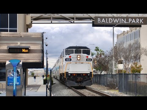 Metrolink Trains Rush Hour at Baldwin Park Station - Railfanning 3/20/2023