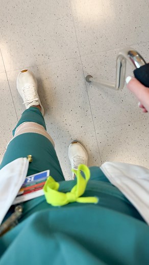 🦴NCLEX Tips for Canes ⇄#1 Cane handle = greater trochanter 💪#2 Hold cane with strong side 🚶Walking -Move cane & affected extremity together! ↑↓Stairs -Up with the good (leg) -Down with the bad (leg) ❗Cane and affected leg are on opposite sides but always move together!!! Other than injury, what is another reason someone may use a cane? Drop your answer in the comments below. #nurseinthemaking #FutureNurse #assistivedevices #NCLEXtips #clinicals #orthonurse | Nurse In The Making