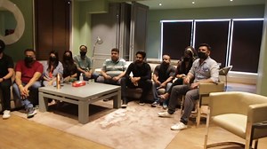 32K views · 3.3K reactions | 25 years ago, on this day, Hero No.1 hit the theaters, winning hearts almost immediately. While the comedy and heart-warming love story struck a chord with millions, the peppy dance numbers reverberated in every corner.朗 #VashuBhagnani #DavidDhawan Govinda #karishmaKapoor #RumyJaffery Ganesh Acharya Jackky Bhagnani Deepshikha Deshmukh #Tips #25YearsOfHeroNo1 | Pooja Entertainment | Facebook