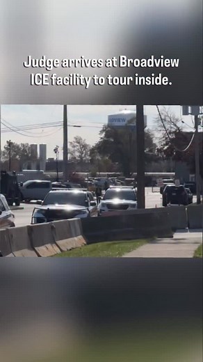 The federal judge presiding over a lawsuit about alleged “inhumane” conditions at the Broadview ICE facility arrived, along with attorneys, to tour the facility Thursday morning. | CBS Chicago