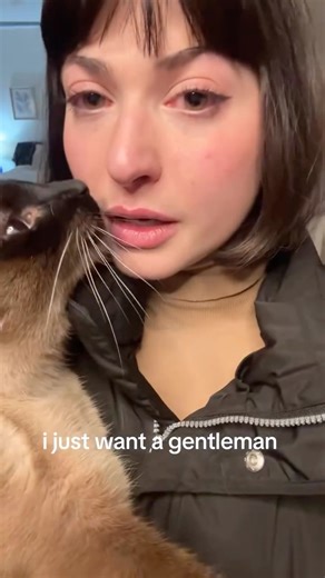 Estée on Instagram: "happy one year anniversary of this post!! This video is going viral again so figured i might as well post on here and at least get credit for my great creation :) fyi my opinions have NOT changed (i just don’t drink and cry about it anymore). 🫶🫶🫶 know your worth lovelies and don’t give your time to nonsense 💕"