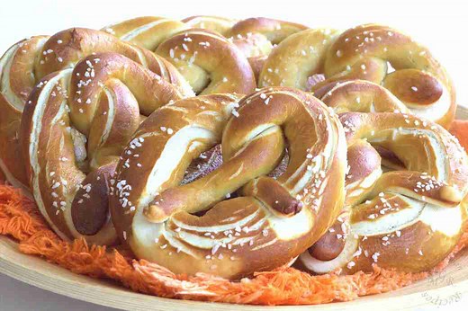 Brezeln - German Pretzel Recipe