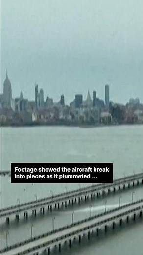 Helicopter crashes into New York's Hudson River