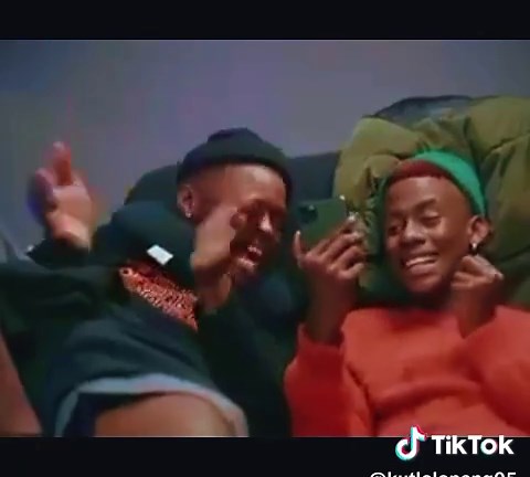 The Nostalgic Sound of Ubuntu Band Music