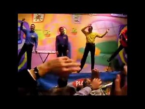 The Wiggles - Rock A Bye Your Bear - Live In Toys R Us, 2004