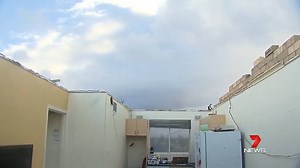 Adelaide Storm: A Glenelg North apartment complex has had the roof ripped off after wind gusts swept across the city. Send your weather videos or photos to 7 News Adelaide: http://m.me/7NewsAdelaide We'll have the latest on Adelaide's wild weather in 7 News at 4pm and 6pm. #GlenelgNorth #7News | 7NEWS Adelaide
