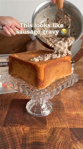 The square pan is available at oldcountrykitchenware.com Vanilla Pecan Glaze recipe: 1/3 cup milk 1 stick (1/2 cup) butter, sliced 2 teaspoons vanilla extract 4 1/2 cups powdered sugar 1 1/2 cups toasted pecans, finely chopped In a medium saucepan, bring milk, butter, and vanilla almost to a boil. Remove from heat and beat in powdered sugar with an electric mixer. Stir in pecan pieces. Let cool until thickened. Pour over cooled cake. It's over a cream cheese pound cake (recipe on our website). |