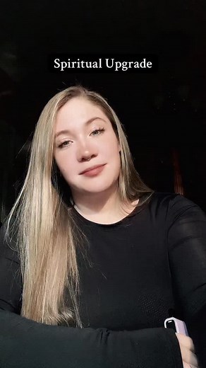 🌱 Your soul is upgrading. Which sign hit you first? Comment below! #SpiritualUpgrade #spiritualawakening #awakening #manifest | Elizabeth Norton