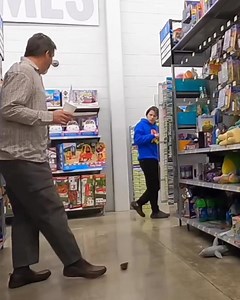 He had cat-like reflexes! 🐈💨 #fart #poop #funny #funnyreels #funnyvideos #humor | Super Stupid Poop