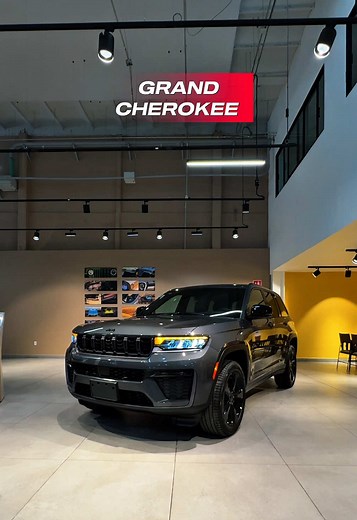2026 Jeep Grand Cherokee Altitude: Victor Rios Autos