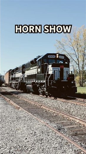 Leslie RS3L Horn! #youtube_railfans #train #railroad #trainhorn